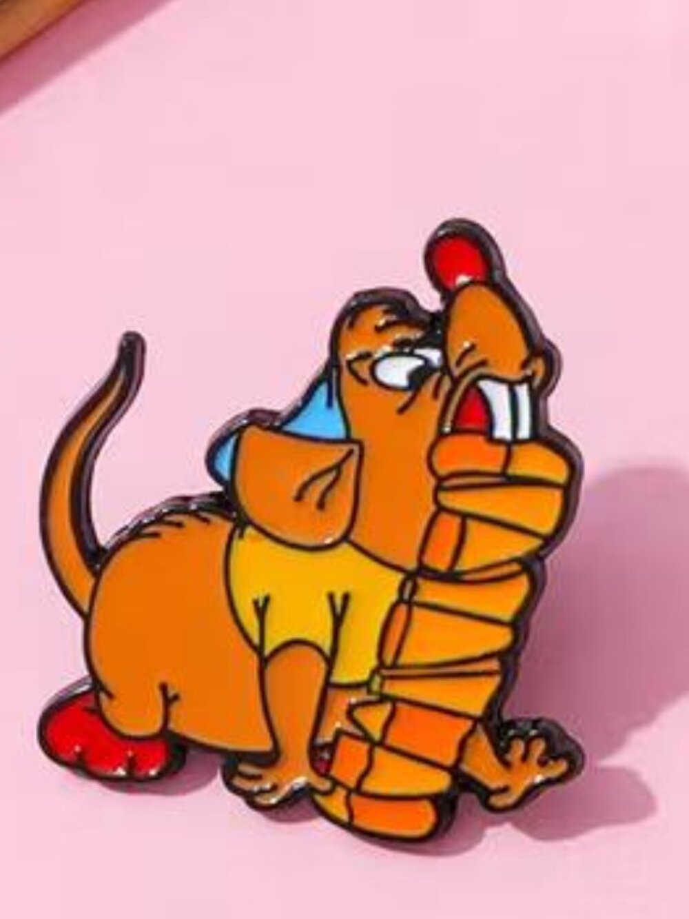 DISNEY'S RATATOUILLE PIN - Picture 1 of 1